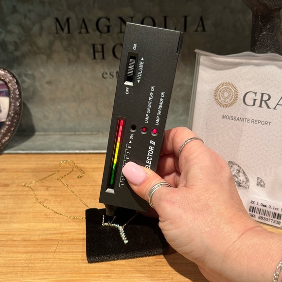 #312 1.1 ctw Moissanite station necklace - Picture 3 of 6